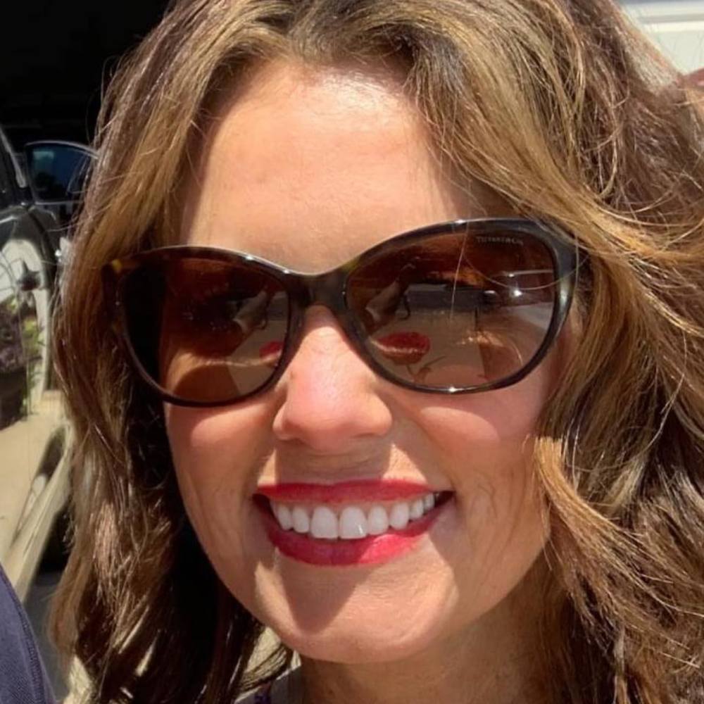 Meet your Posher, Julie